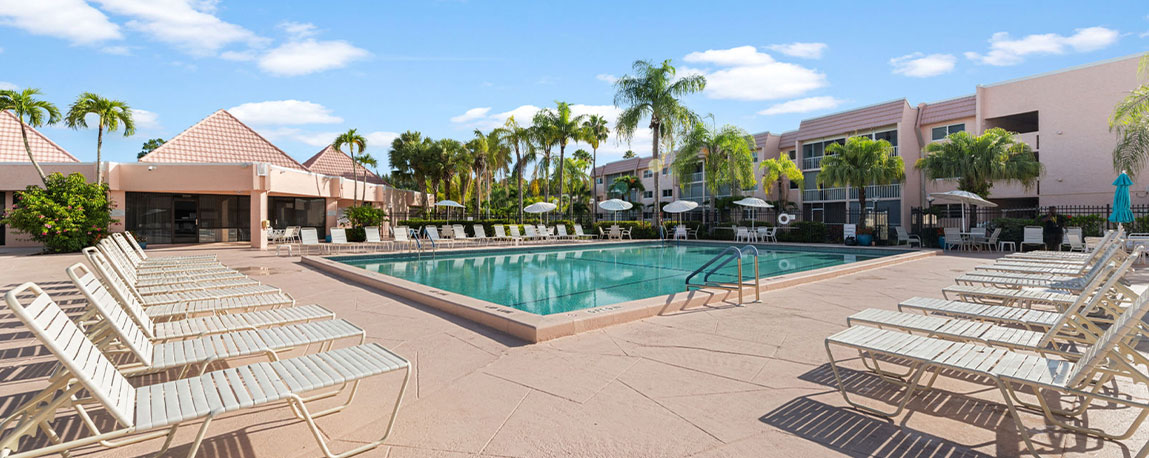 Amenities Clubhouse Spa | Turtle Lake Golf Colony COA Naples Florida